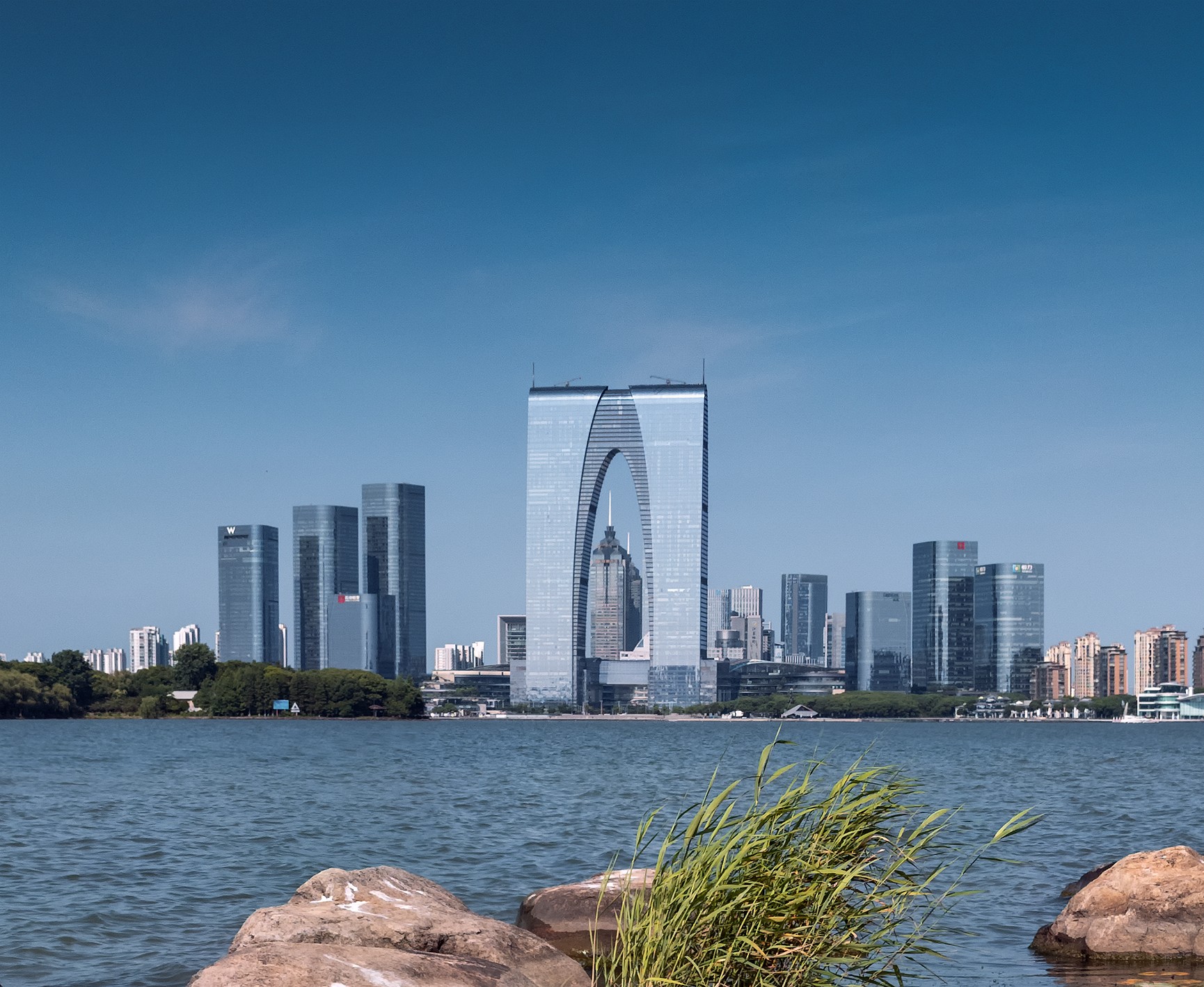 The Gate of the Orient; photo by Xuetun Zhao, 2024